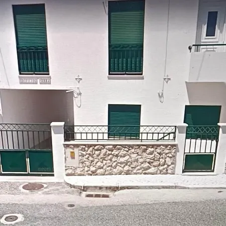 Diana's House - ナザレ