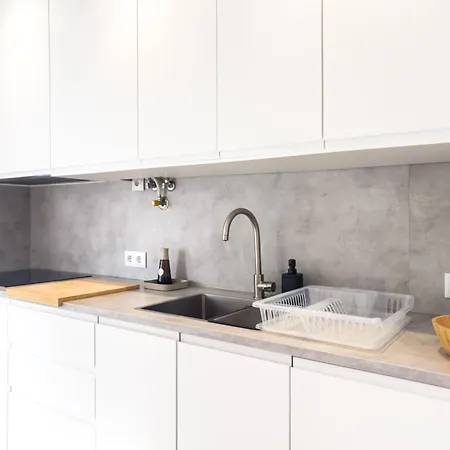 Diana's House - ナザレ